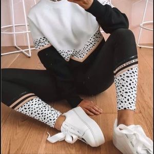 Sarah’s Day x WFA Sweet & Sassy Leggings